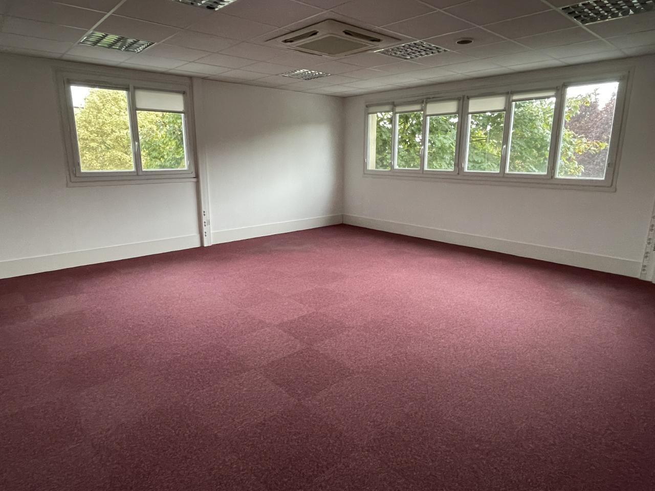 Bureau Cesson-Sévigné 296m² Location bureau Cesson-Sévigné Ille-et-Vilaine OLBUR2112792 4